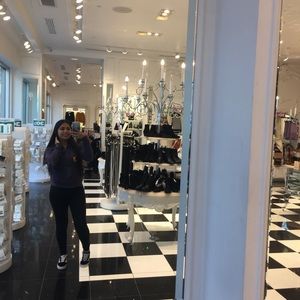 Meet your Posher, Ashley